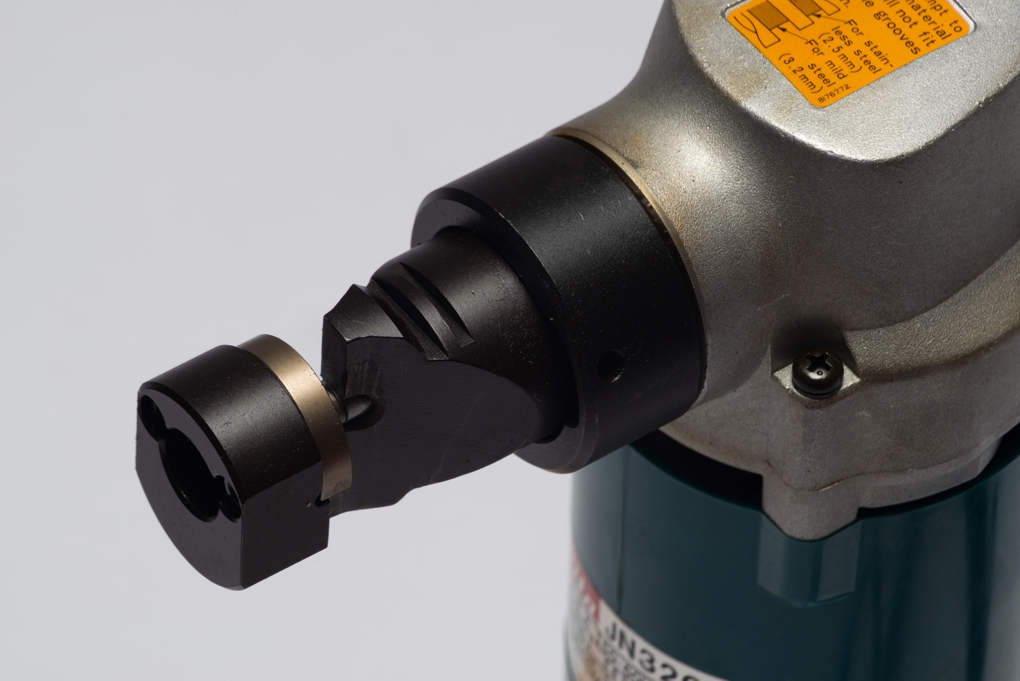 Grignoteuse Fartools GT600 600W - Coupe Tôle 2mm - Malette Incluse - Professionnelle